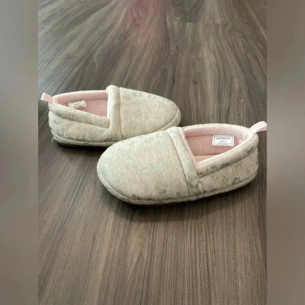 Carters toddler girls tan leopard slippers size 7/8C